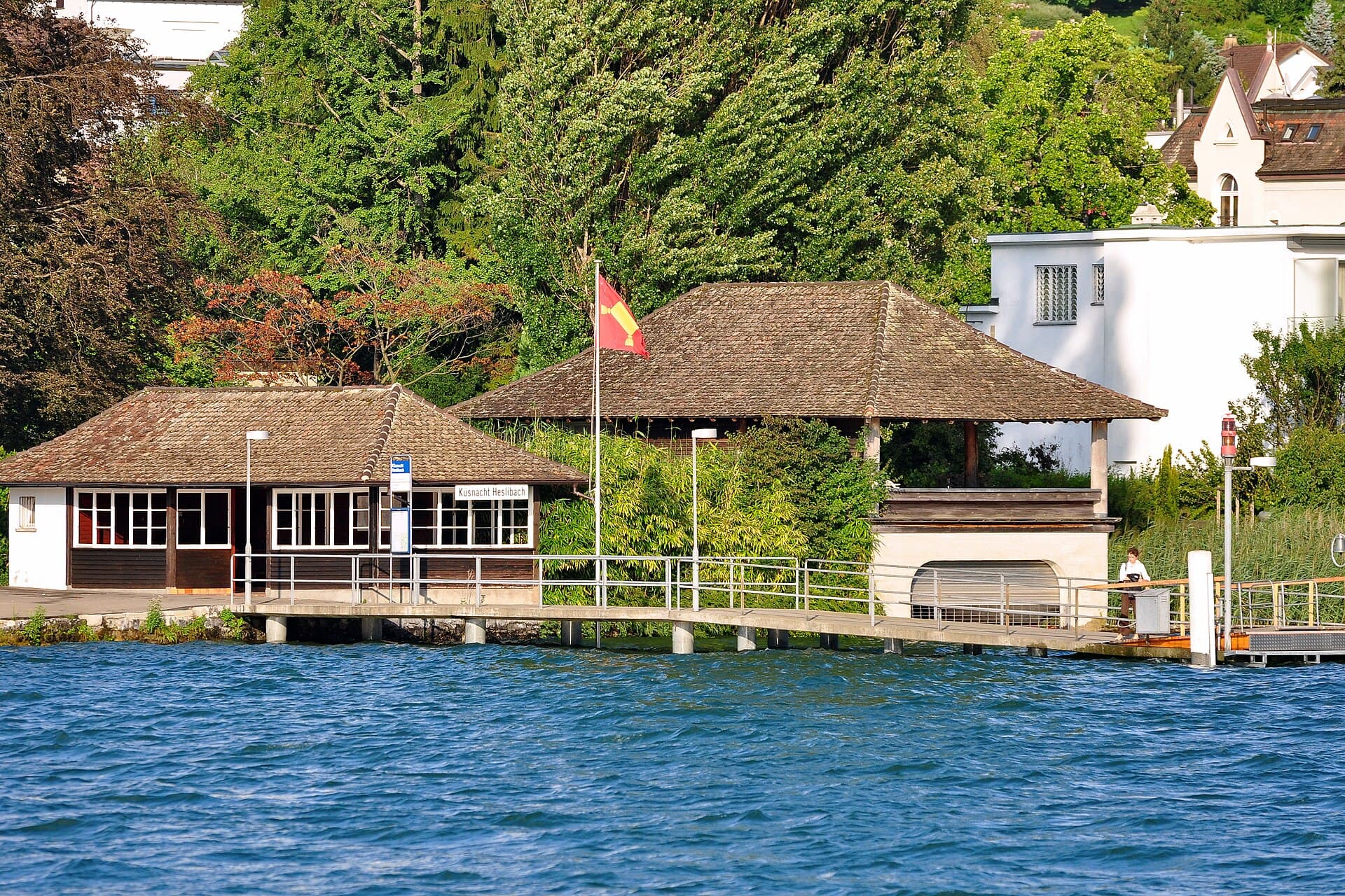 Boat pavilion at Küsnacht-Heslibach on Lake Zurich, near The Kusnacht Practice